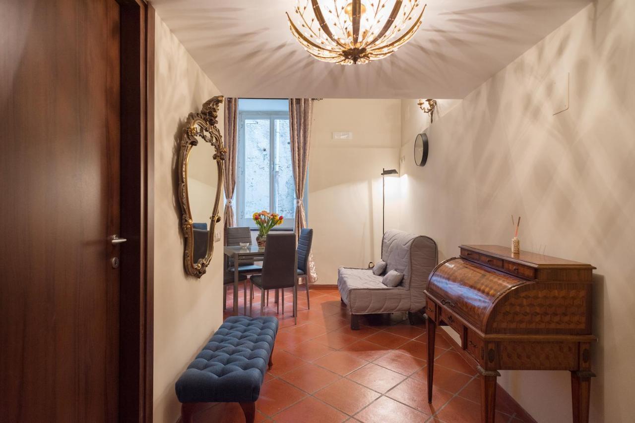 Napoli Centro, A Windows On The Monuments Apartment Ngoại thất bức ảnh